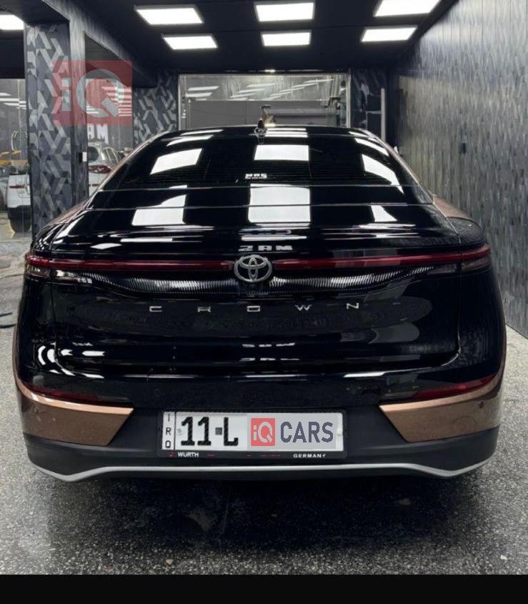 تۆیۆتا کراون